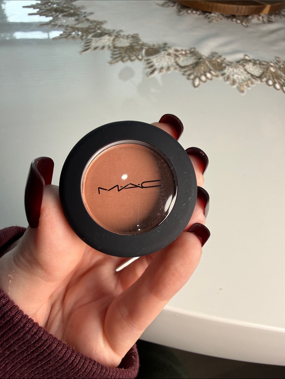 MAC Cosmetics eyeshadow in “My Tweedy”